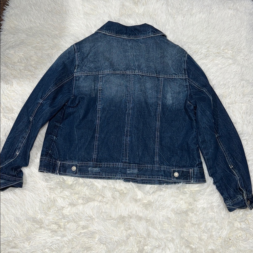 Size 2XL Amethyst Jeans Distressed Classic Blue Denim. Measures 23in pit to pit. - Picture 5 of 5